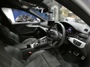 アウディ A4 A4 2.0TFSI ｽﾎﾟｰﾂ Sﾗｲﾝ&ｱｼｽﾀﾝｽPKG　ADVｷｰ 追ACC ﾚｰﾝ&ｻｲﾄﾞｱｼｽﾄ Audiﾌﾟﾚｾﾝｽ 黒半革 ﾋｰﾀｰ MMIﾅﾋﾞ 全周囲ｶﾒﾗ PDC LEDﾗｲﾄ  Sﾗｲﾝｴｸｽﾃﾘｱ＆18AW　2年保証