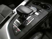 アウディ A4 A4 2.0TFSI ｽﾎﾟｰﾂ Sﾗｲﾝ&ｱｼｽﾀﾝｽPKG　ADVｷｰ 追ACC ﾚｰﾝ&ｻｲﾄﾞｱｼｽﾄ Audiﾌﾟﾚｾﾝｽ 黒半革 ﾋｰﾀｰ MMIﾅﾋﾞ 全周囲ｶﾒﾗ PDC LEDﾗｲﾄ  Sﾗｲﾝｴｸｽﾃﾘｱ＆18AW　2年保証