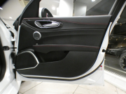 アルファロメオ ジュリア ｼﾞｭﾘｱ ｸｱﾄﾞﾘﾌｫﾘｵ　追ACC ﾚｰﾝﾃﾞｨﾊﾟｰﾁｬｰ&ﾌﾞﾗｲﾝﾄﾞｽﾎﾟｯﾄ 黒半革 Connectｼｽﾃﾑ ｱﾝﾄﾞﾛｲﾄﾞｵｰﾄ harman/Kardon ｷｾﾉﾝ 専用ｴｸｽﾃﾘｱ&19AW ﾀﾞｳﾝｻｽ EBM 可変ﾏﾌﾗｰ 510ps　2年保証