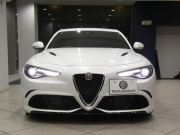 アルファロメオ ジュリア ｼﾞｭﾘｱ ｸｱﾄﾞﾘﾌｫﾘｵ　追ACC ﾚｰﾝﾃﾞｨﾊﾟｰﾁｬｰ&ﾌﾞﾗｲﾝﾄﾞｽﾎﾟｯﾄ 黒半革 Connectｼｽﾃﾑ ｱﾝﾄﾞﾛｲﾄﾞｵｰﾄ harman/Kardon ｷｾﾉﾝ 専用ｴｸｽﾃﾘｱ&19AW ﾀﾞｳﾝｻｽ EBM 可変ﾏﾌﾗｰ 510ps　2年保証