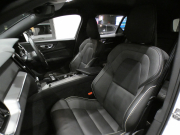 ボルボ V60 V60 B5 Rﾃﾞｻﾞｲﾝ　ｼﾃｨｾｰﾌﾃｨ ACC･BLIS 黒半革 全席ﾋｰﾀｰ ｽﾃｱﾋｰﾀｰ ﾀｯﾁｽｸﾘｰﾝHDDﾅﾋﾞTV harman/K 全周囲ｶﾒﾗ ﾍｯﾄﾞｱｯﾌﾟDSP LEDﾗｲﾄ Rﾃﾞｻﾞｲﾝ専用ｴｸｽﾃﾘｱ&18AW B5ｴﾝｼﾞﾝ+ﾓｰﾀｰ　2年保証