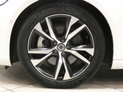 ボルボ V60 V60 B5 Rﾃﾞｻﾞｲﾝ　ｼﾃｨｾｰﾌﾃｨ ACC･BLIS 黒半革 全席ﾋｰﾀｰ ｽﾃｱﾋｰﾀｰ ﾀｯﾁｽｸﾘｰﾝHDDﾅﾋﾞTV harman/K 全周囲ｶﾒﾗ ﾍｯﾄﾞｱｯﾌﾟDSP LEDﾗｲﾄ Rﾃﾞｻﾞｲﾝ専用ｴｸｽﾃﾘｱ&18AW B5ｴﾝｼﾞﾝ+ﾓｰﾀｰ　2年保証