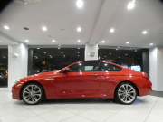 BMW 6シリーズ 640iｸｰﾍﾟ Mｽﾎﾟｰﾂ　後期最終 ｺﾝﾌｫA 追ACC ﾚｰﾝCHW 衝突軽減 白革 ｻﾝﾙｰﾌ iﾄﾞﾗｲﾌﾞﾅﾋﾞ(NBT-EVO2) Bｶﾒﾗ PDC DSPﾒｰﾀｰ ﾍｯﾄﾞｱｯﾌﾟDSP LEDﾗｲﾄ Mｽﾎﾟｰﾂｴｱﾛ Mﾊﾟﾌｫ20ｲﾝﾁAW　2年保証