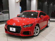 アウディ TTクーペ TTｸｰﾍﾟ 40TFSI ｺﾝﾌｫｰﾄPKG　後期 ADVｷｰ ｸﾙｺﾝ ﾚｰﾝ&ｻｲﾄﾞｱｼｽﾄ ｴﾌｪｸﾄｸﾛｽｼｰﾄ ｼｰﾄﾋｰﾀｰ MMIﾅﾋﾞ ﾊﾞｰﾁｬﾙCP Bｶﾒﾗ PDC LEDﾗｲﾄ 18AW　2年保証