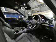 アウディ SQ5 SQ5 3.0TFSIｸﾜﾄﾛ ｱｼｽﾀﾝｽPKG　ADVｷｰ 追ACC ﾚｰﾝ&ｻｲﾄﾞｱｼｽﾄ 衝突軽減 半革 ﾋｰﾀｰ MMIﾅﾋﾞ ﾊﾞｰﾁｬﾙCP B&Oｻｳﾝﾄﾞ Bｶﾒﾗ PDC ﾏﾄﾘｸｽLED ｱﾝﾋﾞｴﾝﾄﾗｲﾄ ｵｰﾄﾃｰﾙｹﾞｰﾄ 専用ｴｸｽﾃﾘｱ&21AW ﾚｯﾄﾞｷｬﾘﾊﾟｰ 354ps　2年保証