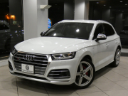 アウディ SQ5 SQ5 3.0TFSIｸﾜﾄﾛ ｱｼｽﾀﾝｽPKG　ADVｷｰ 追ACC ﾚｰﾝ&ｻｲﾄﾞｱｼｽﾄ 衝突軽減 半革 ﾋｰﾀｰ MMIﾅﾋﾞ ﾊﾞｰﾁｬﾙCP B&Oｻｳﾝﾄﾞ Bｶﾒﾗ PDC ﾏﾄﾘｸｽLED ｱﾝﾋﾞｴﾝﾄﾗｲﾄ ｵｰﾄﾃｰﾙｹﾞｰﾄ 専用ｴｸｽﾃﾘｱ&21AW ﾚｯﾄﾞｷｬﾘﾊﾟｰ 354ps　2年保証