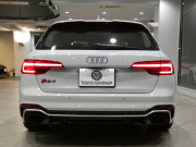 アウディ RS4アバント RS4ｱﾊﾞﾝﾄ 2.9TFSIｸﾜﾄﾛ ｱｼｽﾀﾝｽPKG　ADVｷｰ 追ACC ﾚｰﾝ&ｻｲﾄﾞｱｼｽﾄ ｱｳﾃﾞｨﾌﾟﾚｾﾝｽ 黒革 全席ﾋｰﾀｰ ﾊﾟﾉﾗﾏSR MMIﾅﾋﾞ ﾊﾞｰﾁｬﾙCP B&Oｻｳﾝﾄﾞ 全周囲ｶﾒﾗ PDC ﾏﾄﾘｸｽLED 専用ｴｸｽﾃﾘｱ&20AW 450ps　2年保証