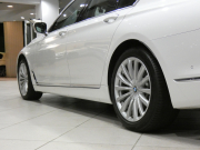 BMW 7シリーズ 740i　ﾃﾞｨｽﾌﾟﾚｲｷｰ  Dｱｼｽﾄ+ 追ACC ﾚｰﾝCHW 衝突軽減 黒革 全席ﾋｰﾀｰ ﾍﾞﾝﾁﾚｰﾀｰ ﾏｯｻｰｼﾞ機能 iﾄﾞﾗｲﾌﾞﾅﾋﾞ(第6世代ﾀｯﾁP対応) harman/K 全周囲ｶﾒﾗ PDC ﾜｲﾔﾚｽCH LEDﾗｲﾄ ｿﾌﾄｸﾛｰｽﾞ 19AW　2年保証