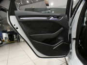 アウディ RS3 RS3ｽﾎﾟｰﾂﾊﾞｯｸ 2.5TFSIｸﾜﾄﾛ　ADVｷｰ 追ACC ﾚｰﾝ&ｻｲﾄﾞｱｼｽﾄ 黒革ｽﾎﾟｰﾂｼｰﾄ ﾋｰﾀｰ MMIﾅﾋﾞ ﾊﾞｰﾁｬﾙCP B&Oｻｳﾝﾄﾞ Bｶﾒﾗ PDC LEDﾗｲﾄ 専用ｴｸｽﾃﾘｱ&19AW ﾚｯﾄﾞｷｬﾘﾊﾟｰ 可変ﾏﾌﾗｰ SPIRIT車高調 400ps　2年保証