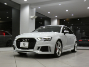 アウディ RS3 RS3ｽﾎﾟｰﾂﾊﾞｯｸ 2.5TFSIｸﾜﾄﾛ　ADVｷｰ 追ACC ﾚｰﾝ&ｻｲﾄﾞｱｼｽﾄ 黒革ｽﾎﾟｰﾂｼｰﾄ ﾋｰﾀｰ MMIﾅﾋﾞ ﾊﾞｰﾁｬﾙCP B&Oｻｳﾝﾄﾞ Bｶﾒﾗ PDC LEDﾗｲﾄ 専用ｴｸｽﾃﾘｱ&19AW ﾚｯﾄﾞｷｬﾘﾊﾟｰ 可変ﾏﾌﾗｰ SPIRIT車高調 400ps　2年保証