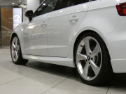 アウディ RS3 RS3ｽﾎﾟｰﾂﾊﾞｯｸ 2.5TFSIｸﾜﾄﾛ　ADVｷｰ 追ACC ﾚｰﾝ&ｻｲﾄﾞｱｼｽﾄ 黒革ｽﾎﾟｰﾂｼｰﾄ ﾋｰﾀｰ MMIﾅﾋﾞ ﾊﾞｰﾁｬﾙCP B&Oｻｳﾝﾄﾞ Bｶﾒﾗ PDC LEDﾗｲﾄ 専用ｴｸｽﾃﾘｱ&19AW ﾚｯﾄﾞｷｬﾘﾊﾟｰ 可変ﾏﾌﾗｰ SPIRIT車高調 400ps　2年保証