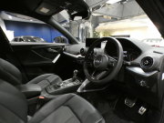 アウディ Q2 Q2 30TFSIｽﾎﾟｰﾂ Sﾗｲﾝ&ｱｼｽﾀﾝｽPKG　ADVｷｰ 追ACC ﾚｰﾝ&ｻｲﾄﾞｱｼｽﾄ ｱｳﾃﾞｨﾌﾟﾚｾﾝｽ 半革 ﾋｰﾀｰ MMIﾅﾋﾞ Bｶﾒﾗ PDC LEDﾗｲﾄ ｵｰﾄﾃｰﾙｹﾞｰﾄ Sﾗｲﾝｴｸｽﾃﾘｱ&18AW　2年保証