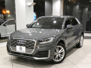 アウディ Q2 Q2 30TFSIｽﾎﾟｰﾂ Sﾗｲﾝ&ｱｼｽﾀﾝｽPKG　ADVｷｰ 追ACC ﾚｰﾝ&ｻｲﾄﾞｱｼｽﾄ ｱｳﾃﾞｨﾌﾟﾚｾﾝｽ 半革 ﾋｰﾀｰ MMIﾅﾋﾞ Bｶﾒﾗ PDC LEDﾗｲﾄ ｵｰﾄﾃｰﾙｹﾞｰﾄ Sﾗｲﾝｴｸｽﾃﾘｱ&18AW　2年保証