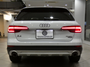 アウディ A4 A4 ｵｰﾙﾛｰﾄﾞｸﾜﾄﾛ ﾗｸﾞｼﾞｭｱﾘｰ&ｱｼｽﾀﾝｽPKG　ADVｷｰ 追ACC ﾚｰﾝ&ｻｲﾄﾞｱｼｽﾄ ｱｳﾃﾞｨﾌﾟﾚｾﾝｽ MMIﾅﾋﾞ ﾊﾞｰﾁｬﾙCP 全周囲ｶﾒﾗ PDC ﾊﾟｰｸｱｼｽﾄ ｵｰﾄﾃｰﾙｹﾞｰﾄ ﾏﾄﾘｸｽLED 17AW　2年保証