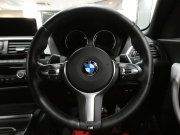 BMW 2シリーズ M240iｸｰﾍﾟ　後期 追ACC ﾚｰﾝDW 衝突軽減 黒革 ﾋｰﾀｰ iﾄﾞﾗｲﾌﾞﾅﾋﾞ(第6世代ﾀｯﾁP対応) Bｶﾒﾗ PDC LEDﾗｲﾄ&ﾃｰﾙﾗﾝﾌﾟ MﾊﾟﾌｫFｽﾎﾟｲﾗｰ&ｶｰﾎﾞﾝｽﾎﾟｲﾗｰ 専用ｴｸｽﾃﾘｱ&18AW B58EG 340ps　2年保証