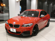 BMW 2シリーズ M240iｸｰﾍﾟ　後期 追ACC ﾚｰﾝDW 衝突軽減 黒革 ﾋｰﾀｰ iﾄﾞﾗｲﾌﾞﾅﾋﾞ(第6世代ﾀｯﾁP対応) Bｶﾒﾗ PDC LEDﾗｲﾄ&ﾃｰﾙﾗﾝﾌﾟ MﾊﾟﾌｫFｽﾎﾟｲﾗｰ&ｶｰﾎﾞﾝｽﾎﾟｲﾗｰ 専用ｴｸｽﾃﾘｱ&18AW B58EG 340ps　2年保証