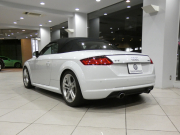 アウディ TTロードスター TTﾛｰﾄﾞｽﾀｰ 2.0TFSIｸﾜﾄﾛ ﾚｻﾞｰ&ｱｼｽﾀﾝｽPKG　ADVｷｰ 黒幌/茶革 ﾋｰﾀｰ MMIﾅﾋﾞTV ﾊﾞｰﾁｬﾙCP Bｶﾒﾗ PDC ｸﾙｺﾝ ﾏﾄﾘｸｽLED Sﾗｲﾝﾊﾞﾝﾊﾟｰ 18AW ﾛｰﾀﾞｳﾝｻｽ NEUSPPEDｴｱｸﾘ　2年保証