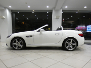 メルセデスベンツ SLCクラス SLC180ｽﾎﾟｰﾂ ﾚｰﾀﾞｰｾｰﾌﾃｨPKG　ｷｰﾚｽｺﾞｰ 黒革 ﾋｰﾀｰ ﾅﾋﾞTV carplay Bｶﾒﾗ LEDﾗｲﾄ AMGｽﾀｲﾘﾝｸﾞ&18AW　2年保証