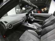 アウディ TTロードスター TTﾛｰﾄﾞｽﾀｰ 2.0TFSIｸﾜﾄﾛ SﾗｲﾝPKG　ADVｷｰ 黒幌/黒半革 Pｼｰﾄ MMIﾅﾋﾞTV ﾊﾞｰﾁｬﾙCP Rｾﾝｻｰ ﾏﾄﾘｸｽLED Sﾗｲﾝｴｸｽﾃﾘｱ&18AW　2年保証