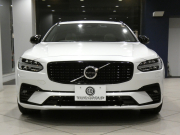 ボルボ V90 V90 B6 AWD Rﾃﾞｻﾞｲﾝ　ｼﾃｨｾｰﾌ 追ACC･LKA･ LCMA ｽﾃｱﾋｰﾀｰ 白革 全席ﾋｰﾀｰ ﾊﾟﾉﾗﾏSR ﾀｯﾁｽｸﾘｰﾝHDDﾅﾋﾞTV B&Wｻｳﾝﾄﾞ 全周ｶﾒﾗ PDC ﾍｯﾄﾞｱｯﾌﾟDSP LEDﾗｲﾄ ｵｰﾄﾃｰﾙｹﾞｰﾄ Rﾃﾞｻﾞｲﾝ専用ｴｸｽﾃﾘｱ&20AW B6ｴﾝｼﾞﾝ +ﾓｰﾀｰ　2年保証