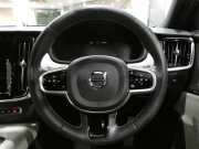 ボルボ V90 V90 B6 AWD Rﾃﾞｻﾞｲﾝ　ｼﾃｨｾｰﾌ 追ACC･LKA･ LCMA ｽﾃｱﾋｰﾀｰ 白革 全席ﾋｰﾀｰ ﾊﾟﾉﾗﾏSR ﾀｯﾁｽｸﾘｰﾝHDDﾅﾋﾞTV B&Wｻｳﾝﾄﾞ 全周ｶﾒﾗ PDC ﾍｯﾄﾞｱｯﾌﾟDSP LEDﾗｲﾄ ｵｰﾄﾃｰﾙｹﾞｰﾄ Rﾃﾞｻﾞｲﾝ専用ｴｸｽﾃﾘｱ&20AW B6ｴﾝｼﾞﾝ +ﾓｰﾀｰ　2年保証