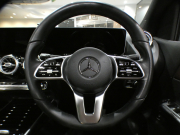 メルセデスベンツ Bクラス B180 ﾚｻﾞｰｴｸｽｸﾙｰｼﾌﾞ&ｱﾄﾞﾊﾞﾝｽﾄPKG　ｷｰﾚｽｺﾞｰ 黒革 ﾊﾟﾉﾗﾏSR MBUX TV 全周囲ｶﾒﾗ PTS ﾍｯﾄﾞｱｯﾌﾟDSP Meｺﾈ ｱﾄﾞﾊﾞﾝｽﾄｻｳﾝﾄﾞ LEDﾗｲﾄ ｱﾝﾋﾞｴﾝﾄﾗｲﾄ ｵｰﾄﾃｰﾙｹﾞｰﾄ 純正前後Dﾚｺ　2年保証