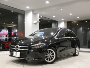 メルセデスベンツ Bクラス B180 ﾚｻﾞｰｴｸｽｸﾙｰｼﾌﾞ&ｱﾄﾞﾊﾞﾝｽﾄPKG　ｷｰﾚｽｺﾞｰ 黒革 ﾊﾟﾉﾗﾏSR MBUX TV 全周囲ｶﾒﾗ PTS ﾍｯﾄﾞｱｯﾌﾟDSP Meｺﾈ ｱﾄﾞﾊﾞﾝｽﾄｻｳﾝﾄﾞ LEDﾗｲﾄ ｱﾝﾋﾞｴﾝﾄﾗｲﾄ ｵｰﾄﾃｰﾙｹﾞｰﾄ 純正前後Dﾚｺ　2年保証