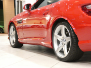 メルセデスベンツ SLKクラス SLK200 ﾄﾚﾝﾄﾞ+ ﾚｰﾀﾞｰｾｰﾌﾃｨPKG　最終ﾓﾃﾞﾙ 黒革 ﾋｰﾀｰ&ｴｱｽｶｰﾌ ﾅﾋﾞTV BTｵｰﾃﾞｨｵ ｷｾﾉﾝ ｲﾝﾃﾘｼﾞｪﾝﾄﾗｲﾄ AMGｽﾀｲﾘﾝｸﾞ&18AW FOXﾏﾌﾗｰ　2年保証