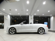 アウディ S5 S5ｶﾌﾞﾘｵﾚ 3.0TFSIｸﾜﾄﾛ ｱｼｽﾀﾝｽPKG　ADVｷｰ 追ACC ﾚｰﾝ&ｻｲﾄﾞｱｼｽﾄ ﾌﾞﾚｰｷW 黒革/黒幌 MMIﾅﾋﾞTV Bｶﾒﾗ PDC ｷｾﾉﾝ RSﾊﾝﾄﾞﾙ 専用ｴｸｽﾃﾘｱ&19AW 333ps　2年保証