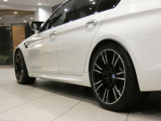 BMW Mシリーズ M5 ｺﾝﾌｫｰﾄPKG　Dｱｼｽﾄ+ 追ACC ﾚｰﾝCHW 衝突軽減 黒革 ﾏｯｻｰｼﾞ ﾋｰﾀｰ&ﾍﾞﾝﾁﾚｰﾀｰ ☆B&Wｻｳﾝﾄﾞ iﾄﾞﾗｲﾌﾞﾅﾋﾞ(第6世代 ﾀｯﾁP対応) 全周囲ｶﾒﾗ PDC ﾍｯﾄﾞUDSP ﾅｲﾄﾋﾞｼﾞｮﾝ LEDﾗｲﾄ ｱﾝﾋﾞｴﾝﾄｴｱP 専用ｴｸｽﾃﾘｱ&20AW ｽﾎﾟｰﾂEX 600ps　2年保証　