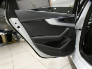 アウディ A4 A4 2.0TFSI ｽﾎﾟｰﾂ SﾗｲﾝPKG　ADVｷｰ 追ACC ﾚｰﾝｱｼｽﾄ Audiﾌﾟﾚｾﾝｽ 黒半革 ﾋｰﾀｰ MMIﾅﾋﾞ ﾊﾞｰﾁｬﾙCP Bｶﾒﾗ PDC ﾏﾄﾘｸｽLEDﾗｲﾄ Sﾗｲﾝｴｸｽﾃﾘｱ＆18AW　2年保証