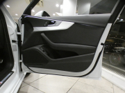 アウディ A4 A4 2.0TFSI ｽﾎﾟｰﾂ SﾗｲﾝPKG　ADVｷｰ 追ACC ﾚｰﾝｱｼｽﾄ Audiﾌﾟﾚｾﾝｽ 黒半革 ﾋｰﾀｰ MMIﾅﾋﾞ ﾊﾞｰﾁｬﾙCP Bｶﾒﾗ PDC ﾏﾄﾘｸｽLEDﾗｲﾄ Sﾗｲﾝｴｸｽﾃﾘｱ＆18AW　2年保証