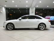 アウディ A4 A4 2.0TFSI ｽﾎﾟｰﾂ SﾗｲﾝPKG　ADVｷｰ 追ACC ﾚｰﾝｱｼｽﾄ Audiﾌﾟﾚｾﾝｽ 黒半革 ﾋｰﾀｰ MMIﾅﾋﾞ ﾊﾞｰﾁｬﾙCP Bｶﾒﾗ PDC ﾏﾄﾘｸｽLEDﾗｲﾄ Sﾗｲﾝｴｸｽﾃﾘｱ＆18AW　2年保証