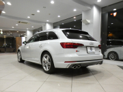 アウディ S4 S4ｱﾊﾞﾝﾄ ﾚｻﾞｰ&ｱｼｽﾀﾝｽPKG　1ｵｰﾅｰ 追ACC ﾚｰﾝ&ｻｲﾄﾞｱｼｽﾄ ｱｳﾃﾞｨﾌﾟﾚｾﾝｽ 黒革 ﾋｰﾀｰ ﾏｯｻｰｼﾞ機能 ﾊﾟﾉﾗﾏSR MMIﾅﾋﾞTV ﾊﾞｰﾁｬﾙCP 全周囲ｶﾒﾗ PDC ﾏﾄﾘｸｽLED 専用ｴｸｽﾃﾘｱ&18AW ﾚｯﾄﾞｷｬﾘﾊﾟｰ 354ps　2年保証