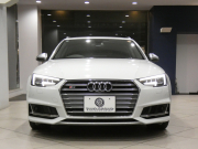 アウディ S4 S4ｱﾊﾞﾝﾄ ﾚｻﾞｰ&ｱｼｽﾀﾝｽPKG　1ｵｰﾅｰ 追ACC ﾚｰﾝ&ｻｲﾄﾞｱｼｽﾄ ｱｳﾃﾞｨﾌﾟﾚｾﾝｽ 黒革 ﾋｰﾀｰ ﾏｯｻｰｼﾞ機能 ﾊﾟﾉﾗﾏSR MMIﾅﾋﾞTV ﾊﾞｰﾁｬﾙCP 全周囲ｶﾒﾗ PDC ﾏﾄﾘｸｽLED 専用ｴｸｽﾃﾘｱ&18AW ﾚｯﾄﾞｷｬﾘﾊﾟｰ 354ps　2年保証