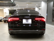 アウディ A5 A5ｽﾎﾟｰﾂﾊﾞｯｸ 40TFSI Sﾗｲﾝ&ｱｼｽﾀﾝｽPKG　1ｵｰﾅｰ 追ACC ﾚｰﾝ&ｻｲﾄﾞｱｼｽﾄ ｱｳﾃﾞｨﾌﾟﾚｾﾝｽ 半革 全席ﾋｰﾀｰ ﾊﾟﾉﾗﾏSR MMIﾅﾋﾞ ﾊﾞｰﾁｬﾙCP 全周囲ｶﾒﾗ PDC ﾏﾄﾘｸｽLED Sﾗｲﾝｴｸｽﾃﾘｱ KWｻｽﾍﾟﾝｼｮﾝ ﾚｲｽﾞ19AW　2年保証