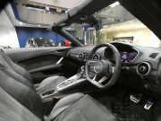 アウディ TTロードスター TTﾛｰﾄﾞｽﾀｰ 2.0TFSIｸﾜﾄﾛ Sﾗｲﾝ&ｱｼｽﾀﾝｽPKG　ADVｷｰ 黒幌/黒半革 Pｼｰﾄ MMIﾅﾋﾞTV ﾊﾞｰﾁｬﾙCP 前後ｾﾝｻｰ LEDﾗｲﾄ Sﾗｲﾝｴｸｽﾃﾘｱ ｱｰﾊﾞﾝｽﾎﾟｰﾂLTD20AW　2年保証