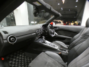 アウディ TTロードスター TTﾛｰﾄﾞｽﾀｰ 2.0TFSIｸﾜﾄﾛ Sﾗｲﾝ&ｱｼｽﾀﾝｽPKG　ADVｷｰ 黒幌/黒半革 Pｼｰﾄ MMIﾅﾋﾞTV ﾊﾞｰﾁｬﾙCP 前後ｾﾝｻｰ LEDﾗｲﾄ Sﾗｲﾝｴｸｽﾃﾘｱ ｱｰﾊﾞﾝｽﾎﾟｰﾂLTD20AW　2年保証