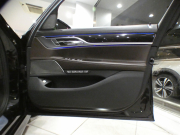 BMW 7シリーズ 750i Mｽﾎﾟｰﾂ　ｺﾝﾌｫA Dｱｼｽﾄ+ 追ACC ﾚｰﾝCHW 衝突軽減 茶革 全席ﾋｰﾀｰ ﾍﾞﾝﾁﾚｰﾀｰ ﾏｯｻｰｼﾞ機能 ｻﾝﾙｰﾌ ﾀｯﾁP対応iﾄﾞﾗｲﾌﾞﾅﾋﾞ(第6世代) 全周ｶﾒﾗ PDC ｼﾞｬｽﾁｬｰC LEDﾚｰｻﾞｰﾗｲﾄ Mｽﾎﾟｰﾂｴｱﾛ&20AW ｽﾎﾟｰﾂEX　2年保証