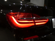 BMW 7シリーズ 750i Mｽﾎﾟｰﾂ　ｺﾝﾌｫA Dｱｼｽﾄ+ 追ACC ﾚｰﾝCHW 衝突軽減 茶革 全席ﾋｰﾀｰ ﾍﾞﾝﾁﾚｰﾀｰ ﾏｯｻｰｼﾞ機能 ｻﾝﾙｰﾌ ﾀｯﾁP対応iﾄﾞﾗｲﾌﾞﾅﾋﾞ(第6世代) 全周ｶﾒﾗ PDC ｼﾞｬｽﾁｬｰC LEDﾚｰｻﾞｰﾗｲﾄ Mｽﾎﾟｰﾂｴｱﾛ&20AW ｽﾎﾟｰﾂEX　2年保証