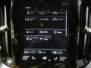 ボルボ V60 V60ｸﾛｽｶﾝﾄﾘｰ T5ﾌﾟﾛ AWD　1ｵｰﾅｰ 追ACC･LKA･ LCMA 茶革 ﾋｰﾀｰ ﾍﾞﾝﾁﾚｰﾀｰ ﾏｯｻｰｼﾞ機能 ﾀｯﾁｽｸﾘｰﾝHDDﾅﾋﾞTV harman/K 全周囲ｶﾒﾗ ﾍｯﾄﾞｱｯﾌﾟDSP LEDﾗｲﾄ ｵｰﾄﾃｰﾙｹﾞｰﾄ ｴｸｽﾃﾘｱﾃﾞｻﾞｲﾝKIT 19AW　2年保証