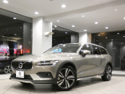 ボルボ V60 V60ｸﾛｽｶﾝﾄﾘｰ T5ﾌﾟﾛ AWD　1ｵｰﾅｰ 追ACC･LKA･ LCMA 茶革 ﾋｰﾀｰ ﾍﾞﾝﾁﾚｰﾀｰ ﾏｯｻｰｼﾞ機能 ﾀｯﾁｽｸﾘｰﾝHDDﾅﾋﾞTV harman/K 全周囲ｶﾒﾗ ﾍｯﾄﾞｱｯﾌﾟDSP LEDﾗｲﾄ ｵｰﾄﾃｰﾙｹﾞｰﾄ ｴｸｽﾃﾘｱﾃﾞｻﾞｲﾝKIT 19AW　2年保証