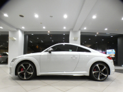 アウディ TTS TTSｸｰﾍﾟ　後期 ADVｷｰ ﾚｰﾝ&ｻｲﾄﾞｱｼｽﾄ ｸﾙｺﾝ 灰革 ﾋｰﾀｰ MMIﾅﾋﾞ B&Oｻｳﾝﾄﾞ ﾊﾞｰﾁｬﾙCP Bｶﾒﾗ PDC ﾏﾄﾘｸｽLED 専用ｴｸｽﾃﾘｱ OP19ｲﾝﾁAW 286ps　2年保証