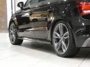 アウディ S1 S1ｽﾎﾟｰﾂﾊﾞｯｸ　☆6MT ADVｷｰ 半革 MMIﾅﾋﾞ BTｵｰﾃﾞｨｵ PDC ｷｾﾉﾝ 専用ｴｸｽﾃﾘｱ&18AW FK-TECｻｽﾍﾟﾝｼｮﾝｷｯﾄ 231ps　2年保証