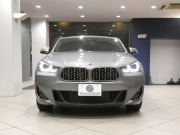 BMW X2 X2 M35i ADｾｰﾌﾃｨ&ｾﾚｸﾄPKG　ｺﾝﾌｫA 追ACC ﾚｰﾝDW ｲﾝﾃﾘS 赤革 ﾊﾟﾉﾗﾏSR ﾀｯﾁP対応iﾄﾞﾗｲﾌﾞﾅﾋﾞ(第6世代) ﾍｯﾄﾞｱｯﾌﾟDSP ﾜｲﾔﾚｽCH Bｶﾒﾗ PDC LEDﾗｲﾄ 専用ｴｸｽﾃﾘｱ&20AW 赤ｷｬﾘﾊﾟｰ 306ps　2年保証