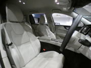 ボルボ V60 V60ｸﾛｽｶﾝﾄﾘｰ T5ﾌﾟﾛ AWD　追ACC･LKA･ LCMA 白革 ﾋｰﾀｰ ﾍﾞﾝﾁﾚｰﾀｰ ﾏｯｻｰｼﾞ機能 ﾀｯﾁｽｸﾘｰﾝHDDﾅﾋﾞTV harman/K 全周囲ｶﾒﾗ ﾍｯﾄﾞｱｯﾌﾟDSP LEDﾗｲﾄ ｵｰﾄﾃｰﾙｹﾞｰﾄ ｴｸｽﾃﾘｱｽﾀｲﾘﾝｸﾞKIT 19AW　2年保証