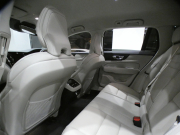 ボルボ V60 V60ｸﾛｽｶﾝﾄﾘｰ T5ﾌﾟﾛ AWD　追ACC･LKA･ LCMA 白革 ﾋｰﾀｰ ﾍﾞﾝﾁﾚｰﾀｰ ﾏｯｻｰｼﾞ機能 ﾀｯﾁｽｸﾘｰﾝHDDﾅﾋﾞTV harman/K 全周囲ｶﾒﾗ ﾍｯﾄﾞｱｯﾌﾟDSP LEDﾗｲﾄ ｵｰﾄﾃｰﾙｹﾞｰﾄ ｴｸｽﾃﾘｱｽﾀｲﾘﾝｸﾞKIT 19AW　2年保証