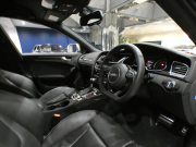 アウディ RS4アバント RS4ｱﾊﾞﾝﾄ 4.2FSIｸﾜﾄﾛ　ADVｷｰ 黒革 ﾋｰﾀｰ MMIﾅﾋﾞ B&Oｻｳﾝﾄﾞ Bｶﾒﾗ PDC ｷｾﾉﾝ RS専用ｴｸﾃﾘｱ&20AW 可変ﾏﾌﾗｰ 450ps　2年保証