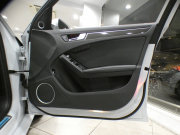 アウディ RS4アバント RS4ｱﾊﾞﾝﾄ 4.2FSIｸﾜﾄﾛ　ADVｷｰ 黒革 ﾋｰﾀｰ MMIﾅﾋﾞ B&Oｻｳﾝﾄﾞ Bｶﾒﾗ PDC ｷｾﾉﾝ RS専用ｴｸﾃﾘｱ&20AW 可変ﾏﾌﾗｰ 450ps　2年保証