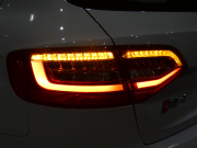 アウディ RS4アバント RS4ｱﾊﾞﾝﾄ 4.2FSIｸﾜﾄﾛ　ADVｷｰ 黒革 ﾋｰﾀｰ MMIﾅﾋﾞ B&Oｻｳﾝﾄﾞ Bｶﾒﾗ PDC ｷｾﾉﾝ RS専用ｴｸﾃﾘｱ&20AW 可変ﾏﾌﾗｰ 450ps　2年保証